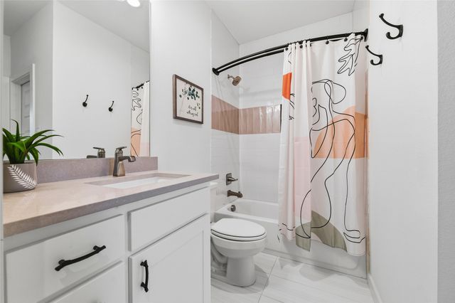 941 Meadow Bend Loop S, Grapevine, TX 76051