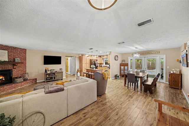 206 JACOB RYAN COURT, Brandon, FL 33510