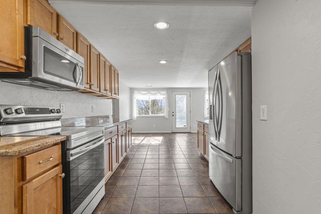 1305 Butte Falls Highway, Eagle Point, OR 97524