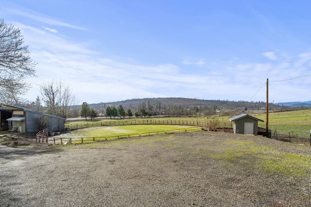1305 Butte Falls Highway, Eagle Point, OR 97524