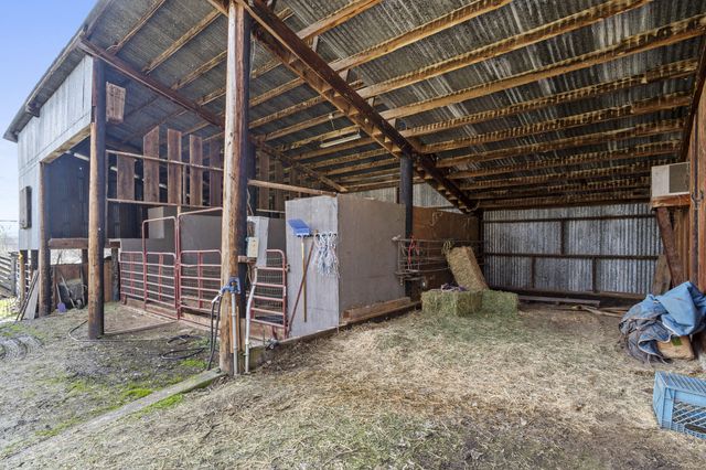 1305 Butte Falls Highway, Eagle Point, OR 97524