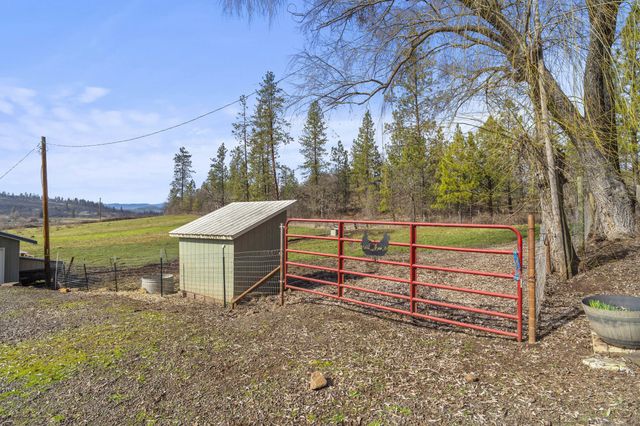 1305 Butte Falls Highway, Eagle Point, OR 97524