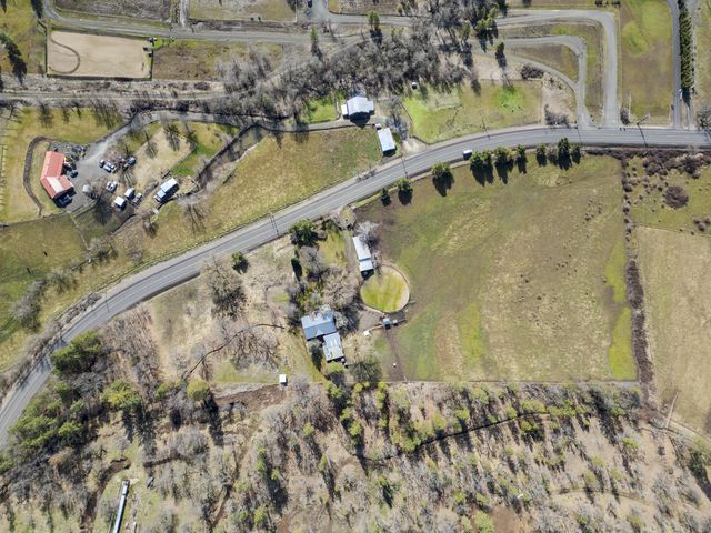 1305 Butte Falls Highway, Eagle Point, OR 97524