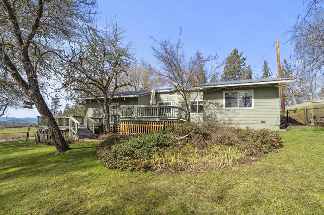 1305 Butte Falls Highway, Eagle Point, OR 97524