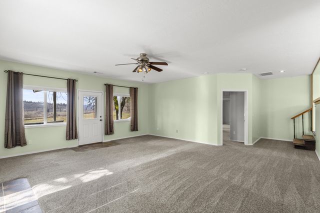 1305 Butte Falls Highway, Eagle Point, OR 97524