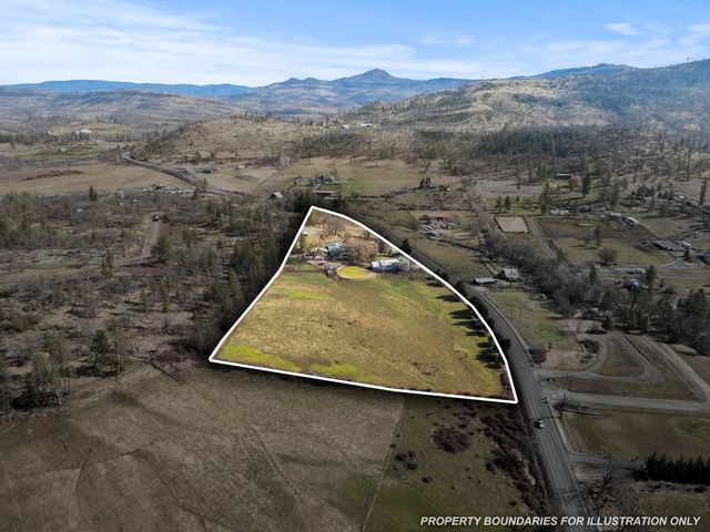 1305 Butte Falls Highway, Eagle Point, OR 97524