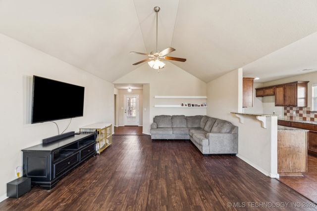 10709 N 153rd East East Avenue, Owasso, OK 74055