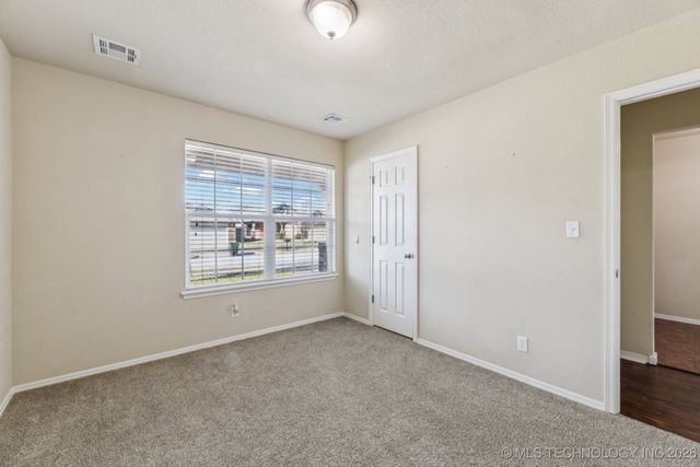 10709 N 153rd East East Avenue, Owasso, OK 74055