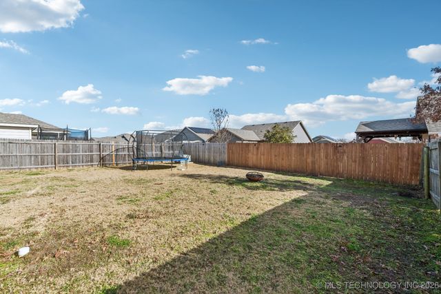 10709 N 153rd East East Avenue, Owasso, OK 74055