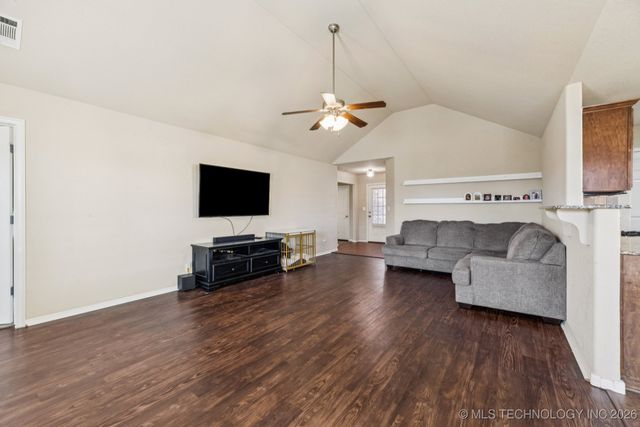 10709 N 153rd East East Avenue, Owasso, OK 74055