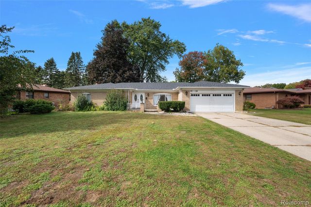 47683 Westlake Drive, Shelby Charter Township, MI 48315