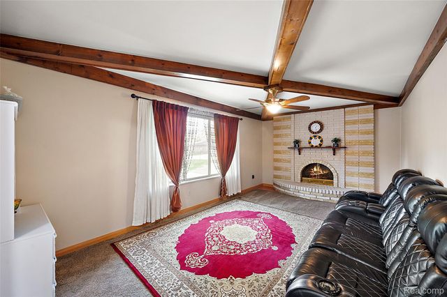 47683 Westlake Drive, Shelby Charter Township, MI 48315