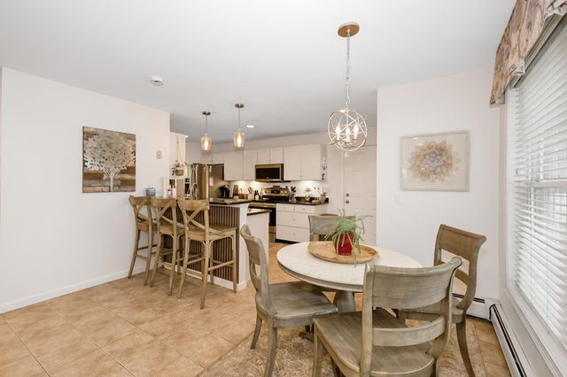 237 Stanton Street, Manchester, NH 03103
