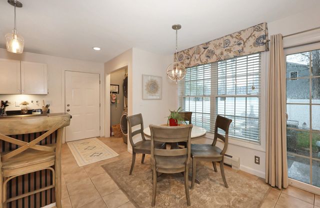 237 Stanton Street, Manchester, NH 03103
