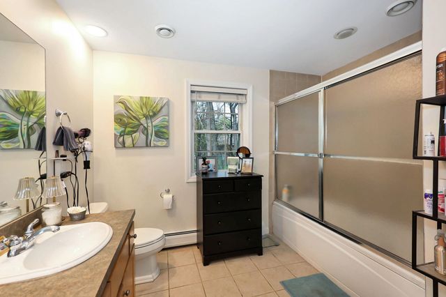 237 Stanton Street, Manchester, NH 03103
