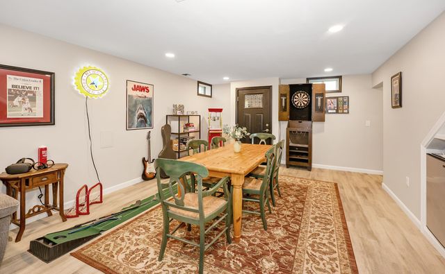 237 Stanton Street, Manchester, NH 03103