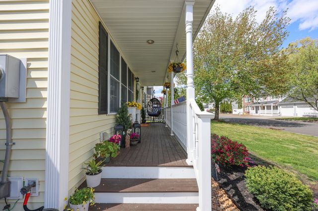 237 Stanton Street, Manchester, NH 03103
