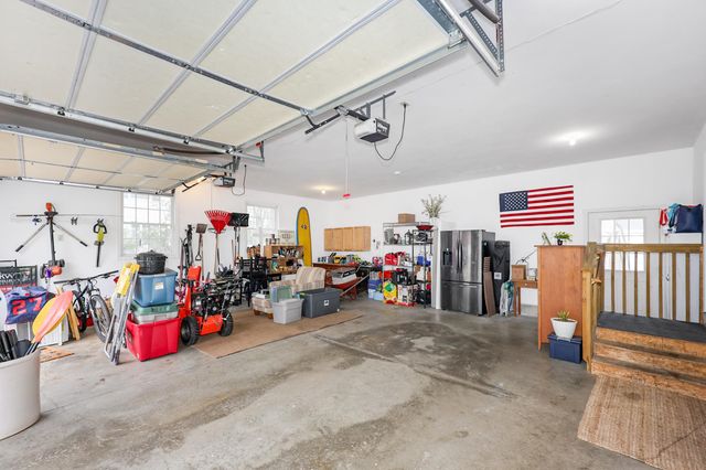 237 Stanton Street, Manchester, NH 03103