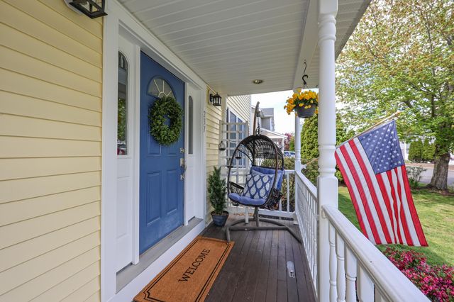237 Stanton Street, Manchester, NH 03103