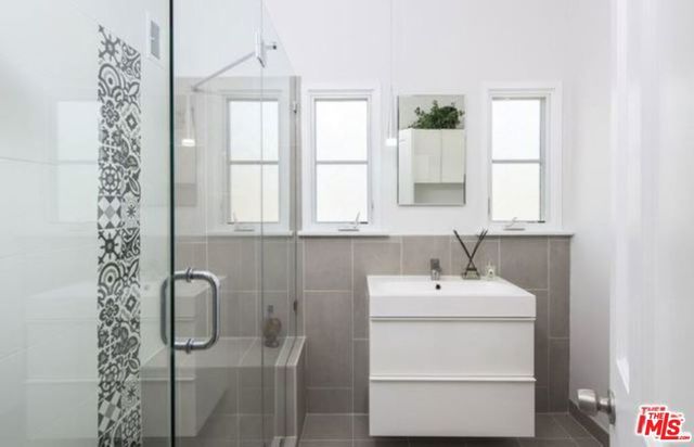 9373 W Olympic Boulevard, Beverly Hills, CA 90212