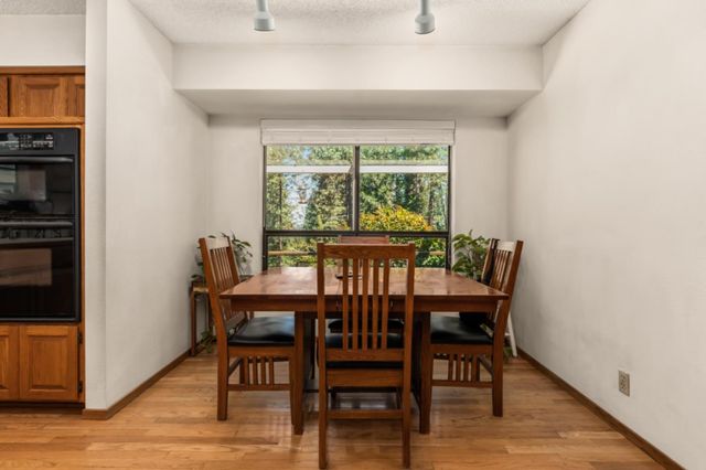 11693 Forest View Dr, Nevada City, CA 95959