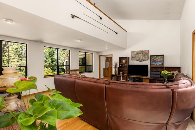 11693 Forest View Dr, Nevada City, CA 95959