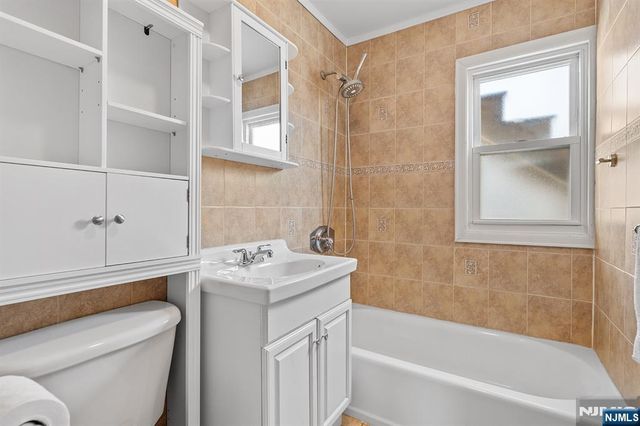 240 Ivy, Kearny, NJ 07032