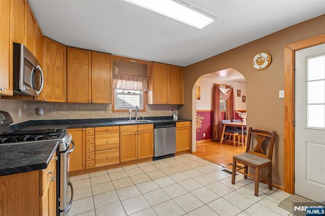 240 Ivy, Kearny, NJ 07032