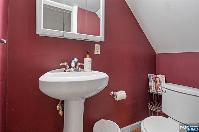 240 Ivy, Kearny, NJ 07032