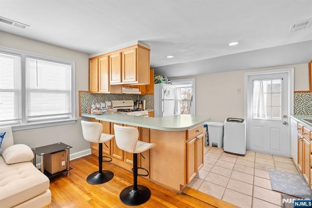 240 Ivy, Kearny, NJ 07032