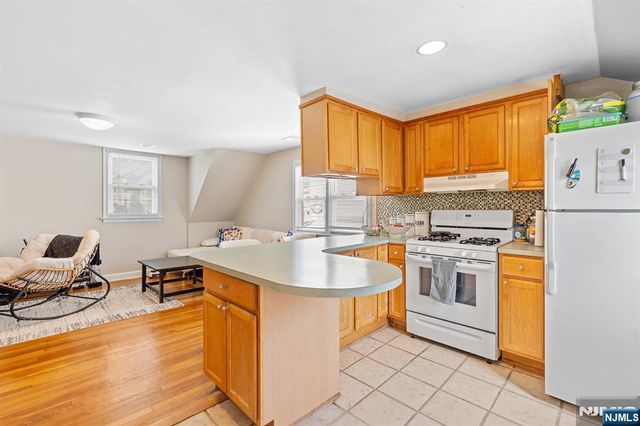 240 Ivy, Kearny, NJ 07032