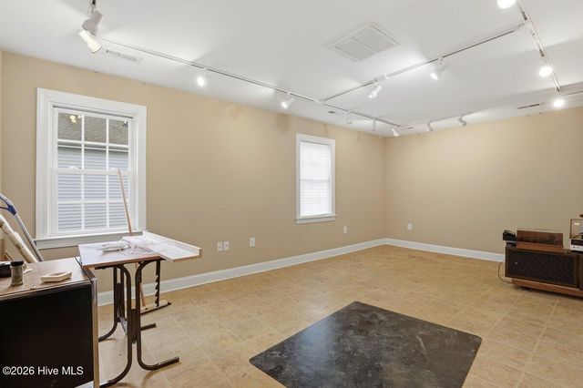 2108 Dovedale Drive B, Greenville, NC 27834