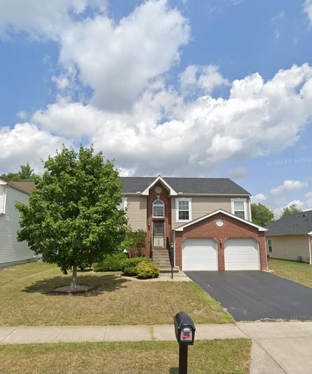 323 Haystack Avenue, Pataskala, OH 43062
