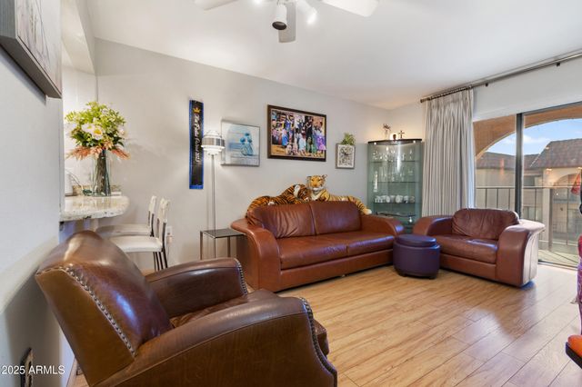 3033 E DEVONSHIRE Avenue 3003, Phoenix, AZ 85016