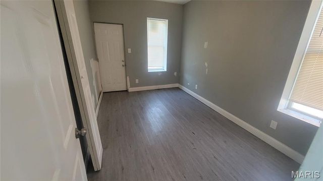 4410 Red Bud Avenue, St Louis, MO 63115