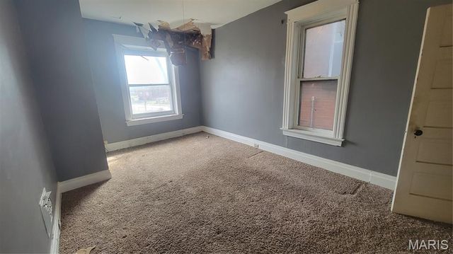 4410 Red Bud Avenue, St Louis, MO 63115