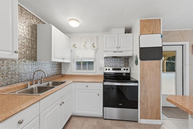 24437 HARBORVIEW ROAD 5, Punta Gorda, FL 33980