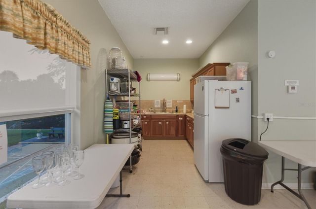 24437 HARBORVIEW ROAD 5, Punta Gorda, FL 33980
