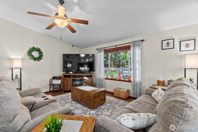 5130 180th Trail SW, Rochester, WA 98579