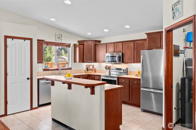 5130 180th Trail SW, Rochester, WA 98579