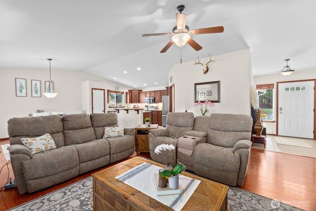 5130 180th Trail SW, Rochester, WA 98579