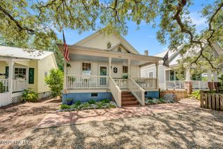209 N Lord Street, Southport, NC 28461