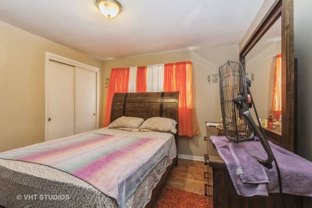 13937 S School Street, Riverdale, IL 60827