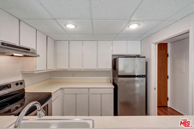 2160 Century Park East 103, Los Angeles, CA 90067