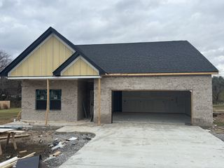 506 Morgan Dr, Smithville, TN 37166