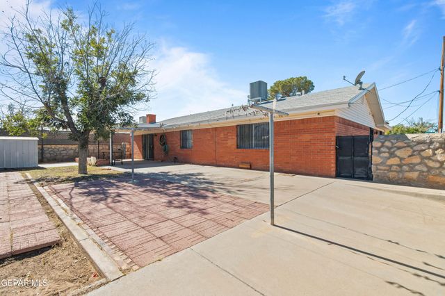 200 S MARYLAND Street, El Paso, TX 79905