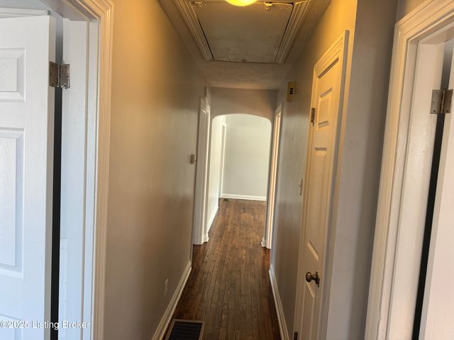 5117 Poplar Level Rd, Louisville, KY 40219