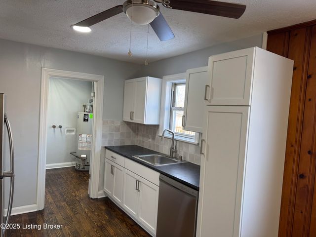 5117 Poplar Level Rd, Louisville, KY 40219