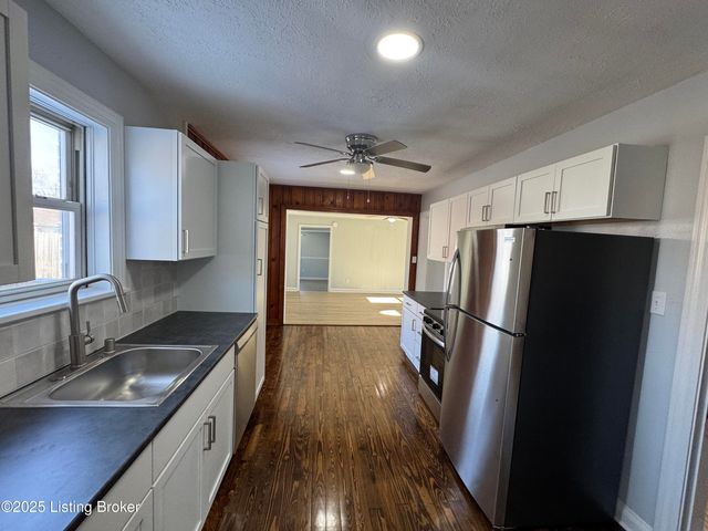 5117 Poplar Level Rd, Louisville, KY 40219