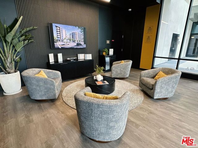 127 W Pomona Avenue 625, Monrovia, CA 91016